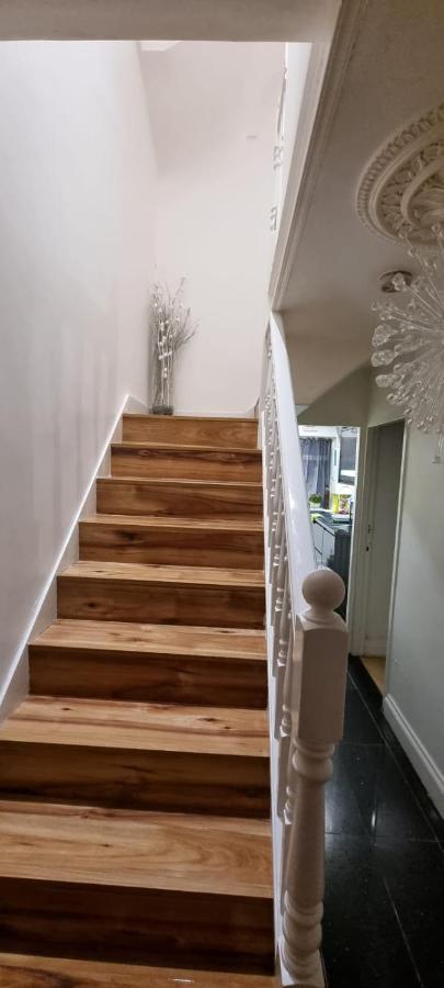 Beautiful Rooms With Free On Street Parking In Sydenham London Luaran gambar