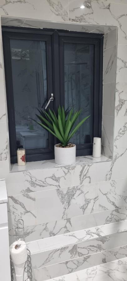 Beautiful Rooms With Free On Street Parking In Sydenham London Luaran gambar